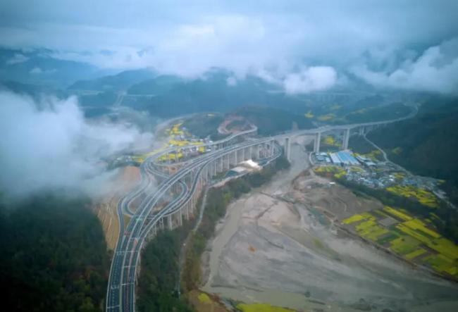 见证历史！九绵高速即将通车，九寨沟“无高速时代”终结