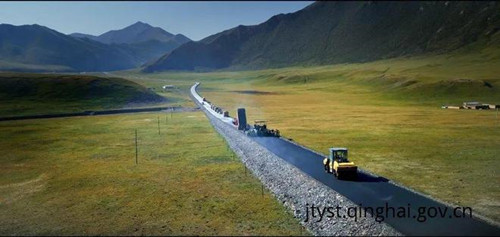 三年“绿”改农牧区道路八千公里 生态公路铺陈大美青海