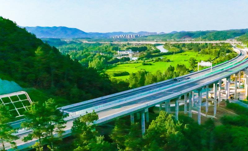 宣泾高速公路全线贯通