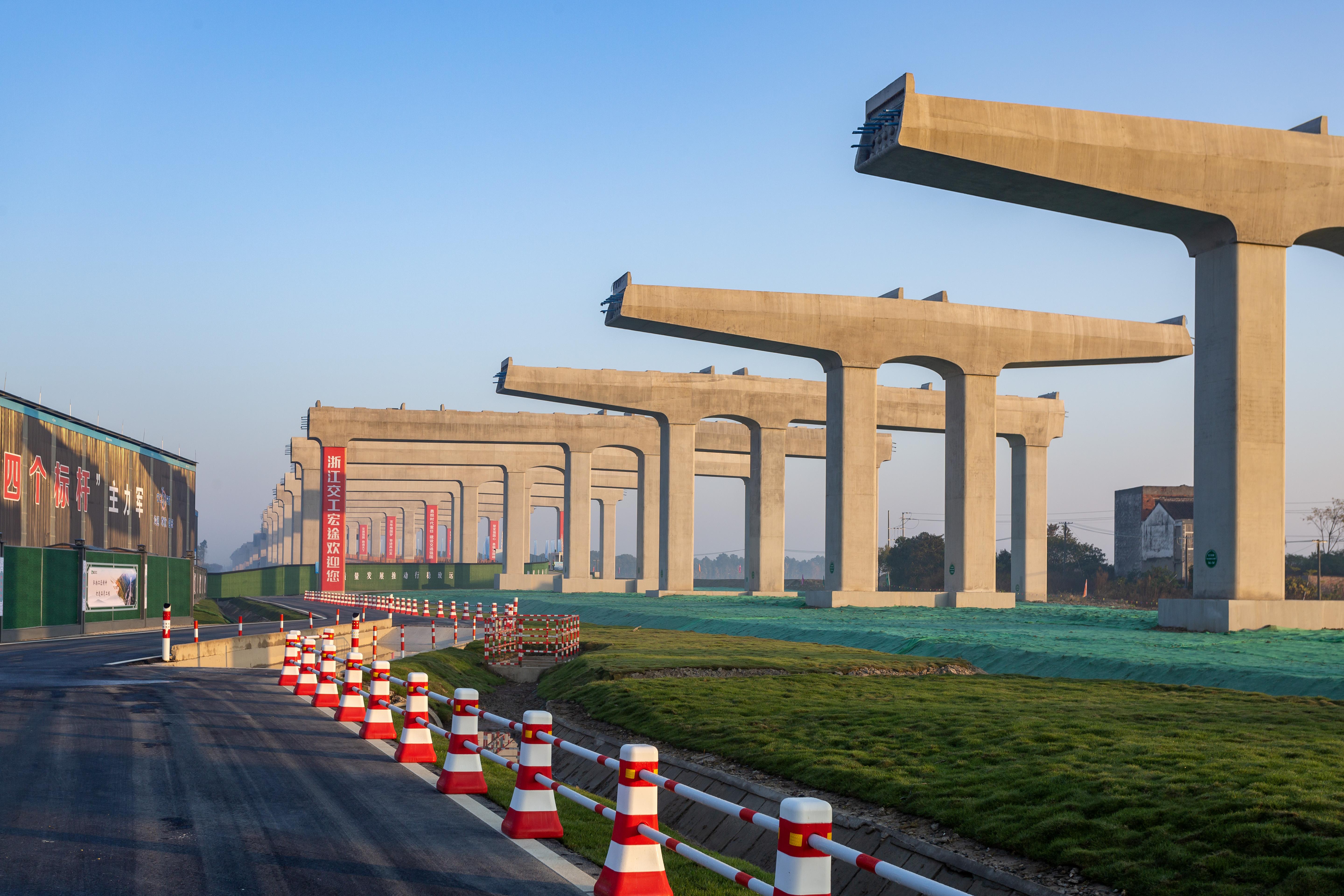 苏台高速公路（二期）项目全线正式通车